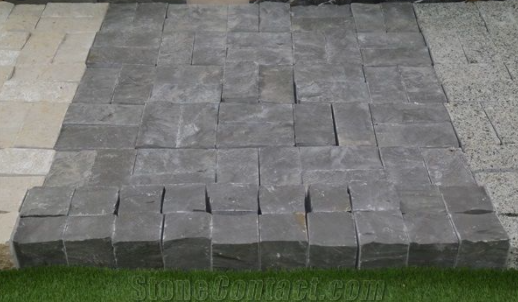 Reasons Why Smart People Invest In Natural Stone Pavers?